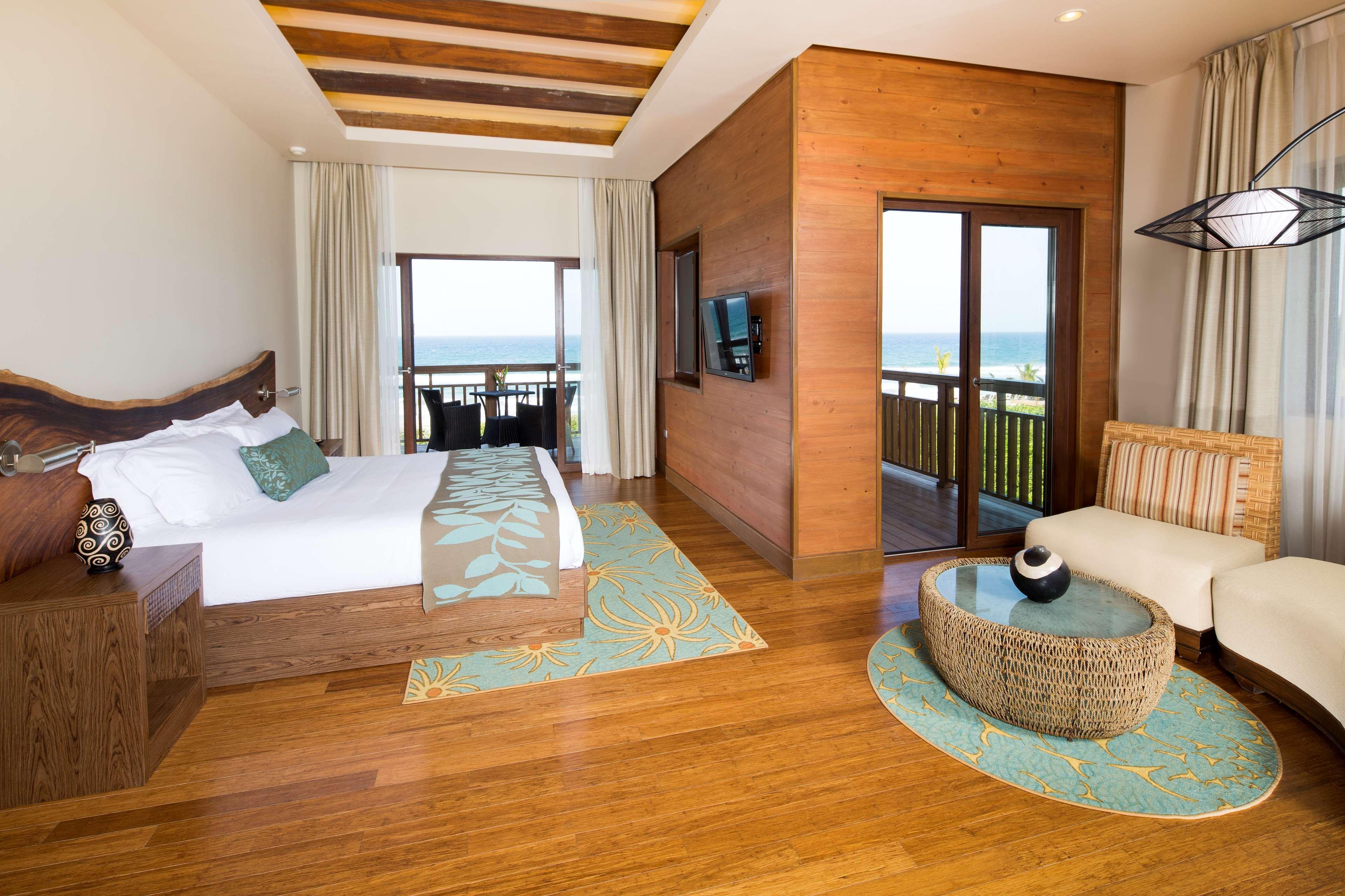 Indura Beach & Golf Resort Curio Collection By Hilton Tela Eksteriør billede